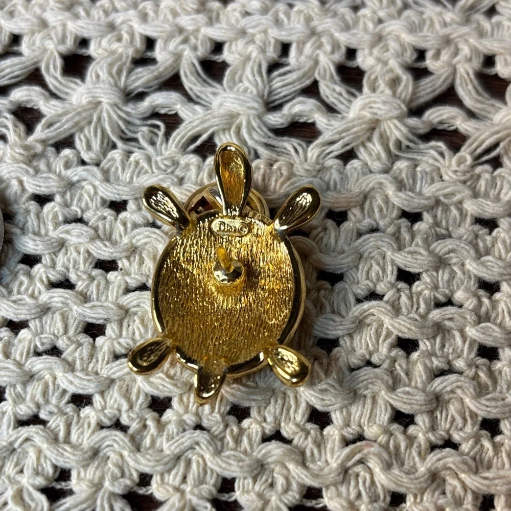 Vintage Christian Dior Turtle Brooch Gold Figural Designer Pin | AS-IS - Picture 8 of 9